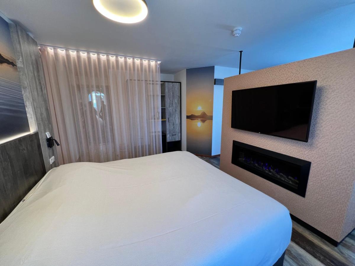 Hotel Nap West-Terschelling Eksteriør billede
