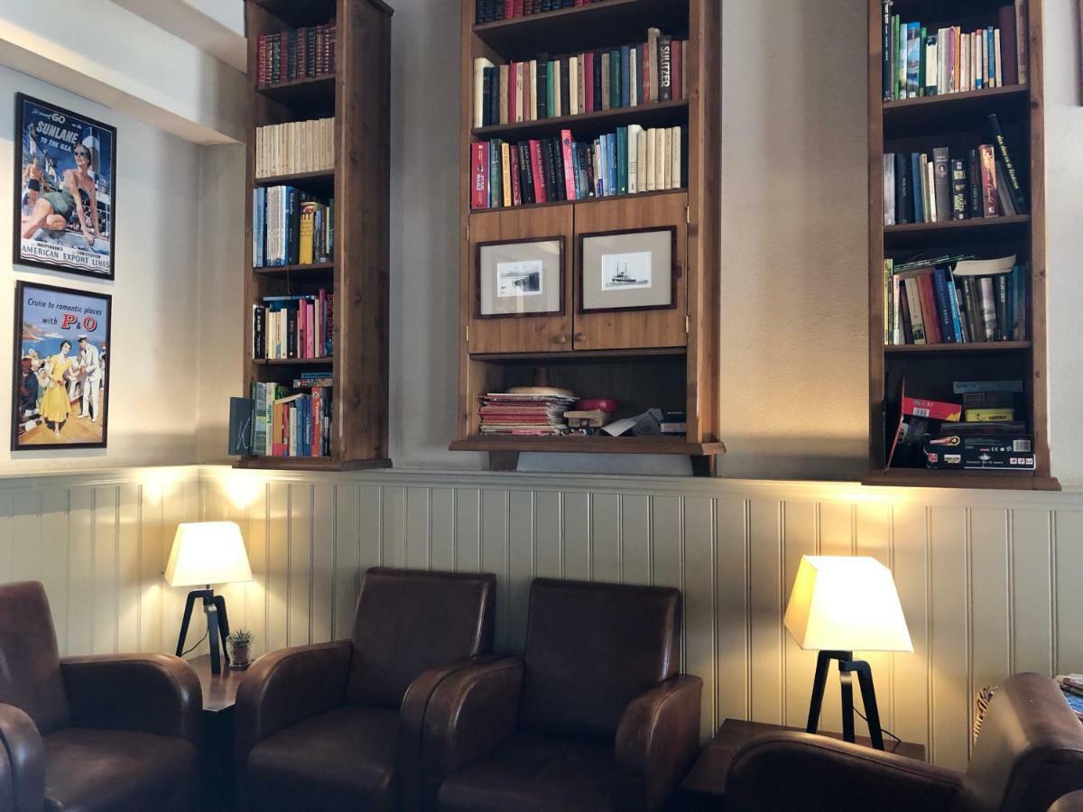 Hotel Nap West-Terschelling Eksteriør billede